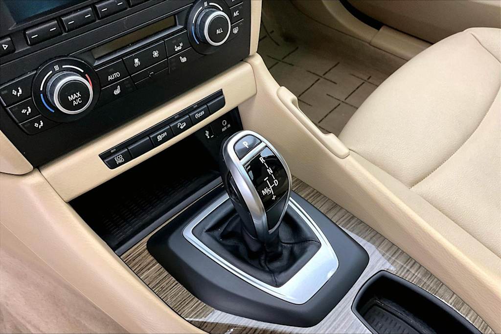 Thumbnail: 2014 BMW X1 - 16