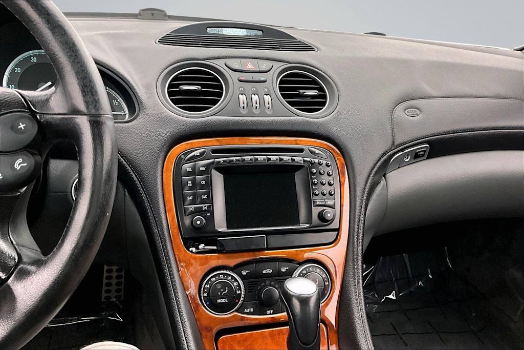 Thumbnail: 2004 Mercedes-Benz SL-Class - 19