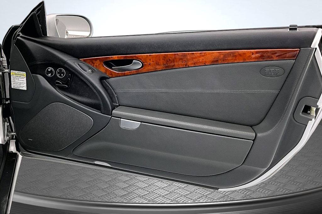Thumbnail: 2004 Mercedes-Benz SL-Class - 23