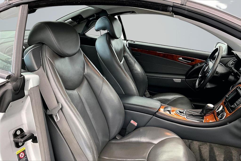 Thumbnail: 2004 Mercedes-Benz SL-Class - 12