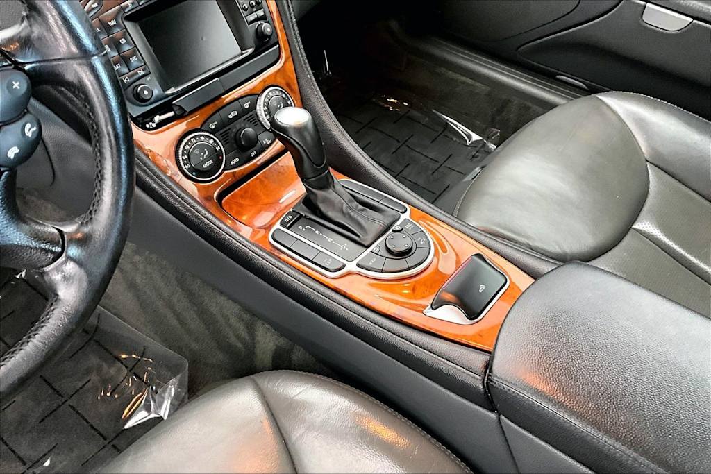 Thumbnail: 2004 Mercedes-Benz SL-Class - 16
