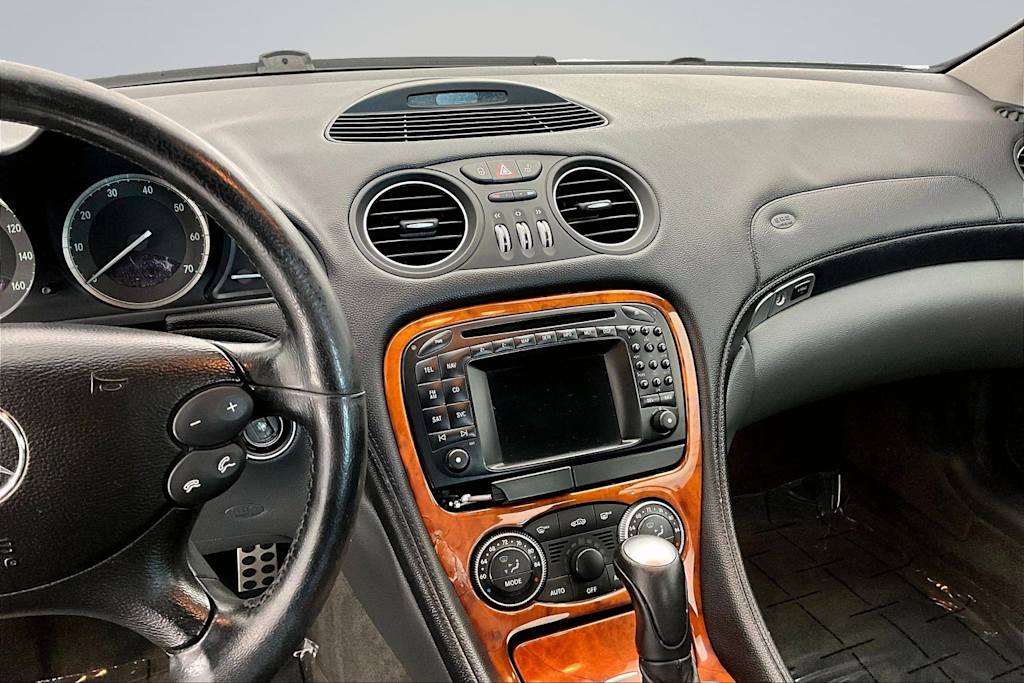 Thumbnail: 2004 Mercedes-Benz SL-Class - 15