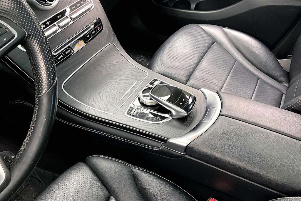 Thumbnail: 2018 Mercedes-Benz GLC - 17