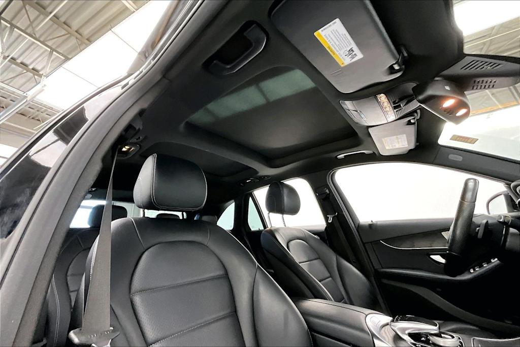 Thumbnail: 2018 Mercedes-Benz GLC - 23