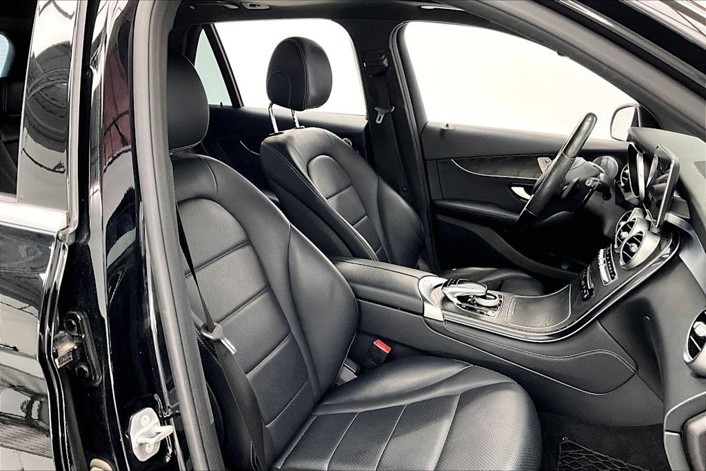 Thumbnail: 2018 Mercedes-Benz GLC - 12