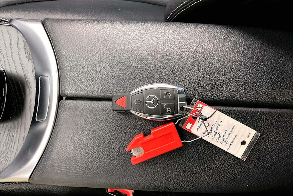 Thumbnail: 2018 Mercedes-Benz GLC - 20