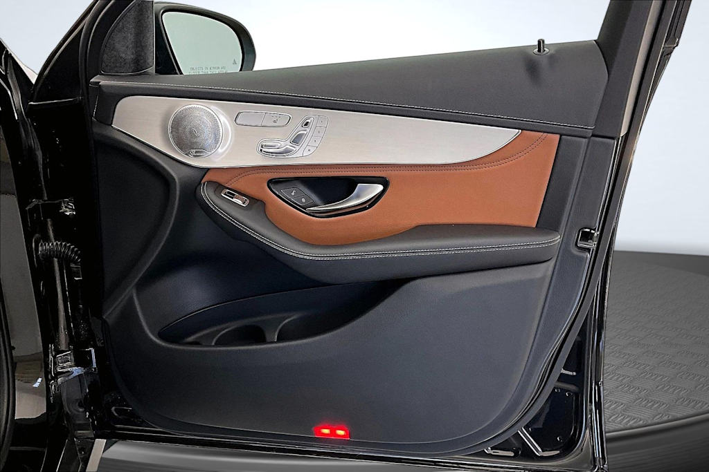 Thumbnail: 2019 Mercedes-Benz GLC - 25