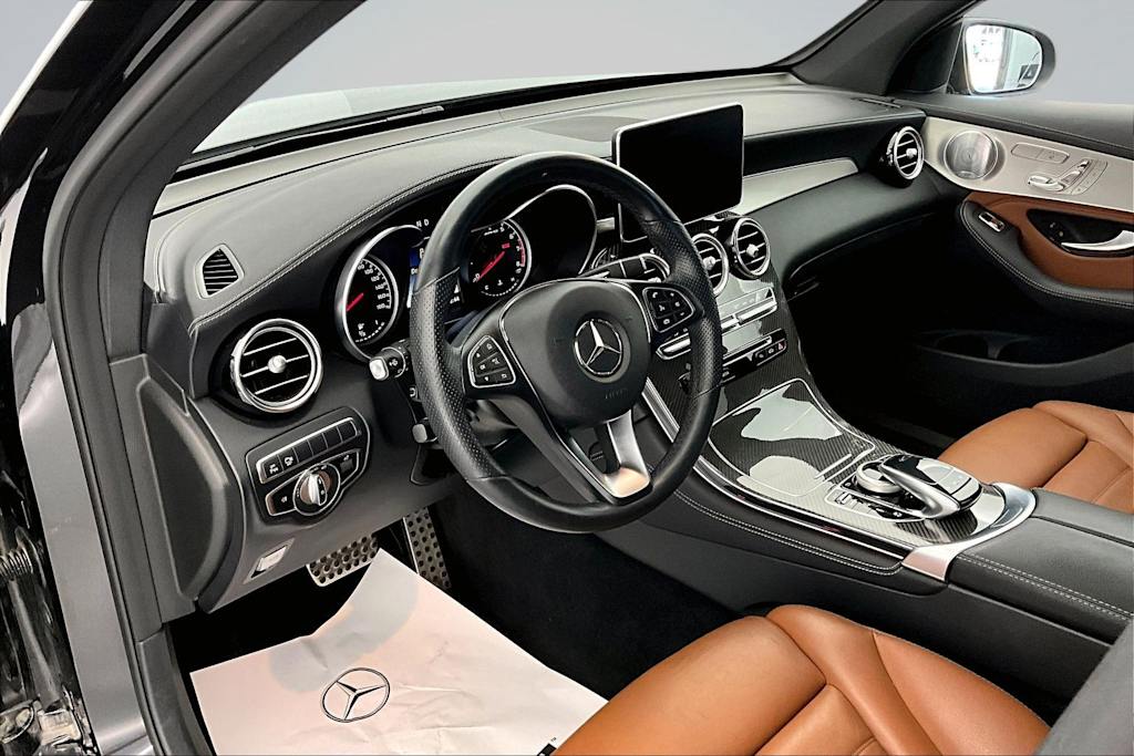 Thumbnail: 2019 Mercedes-Benz GLC - 2