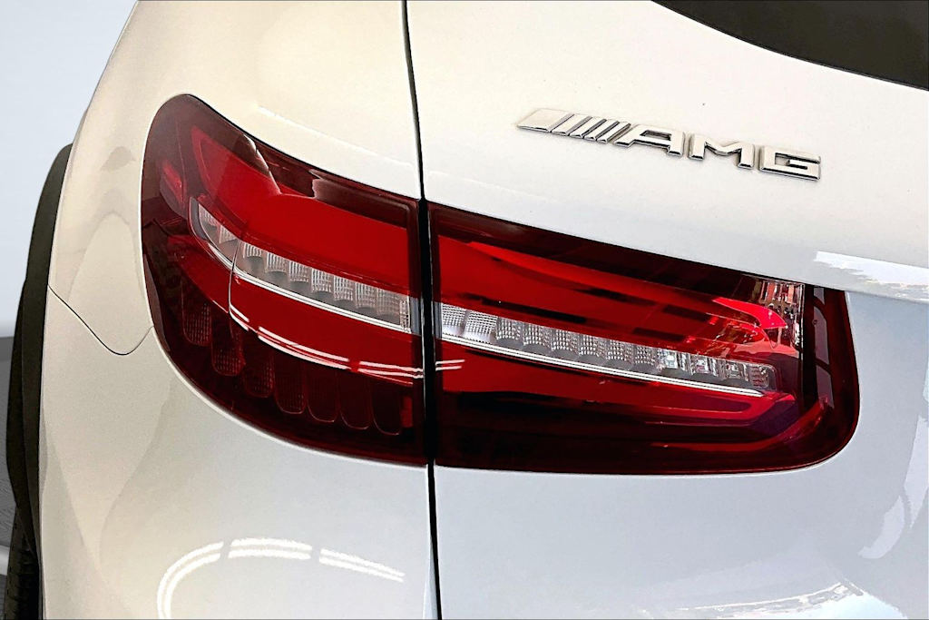 Thumbnail: 2018 Mercedes-Benz GLC - 26