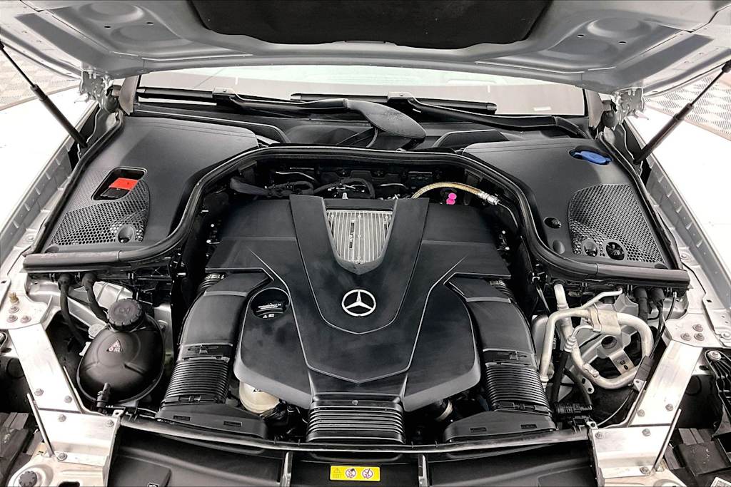 Thumbnail: 2020 Mercedes-Benz E-Class - 8