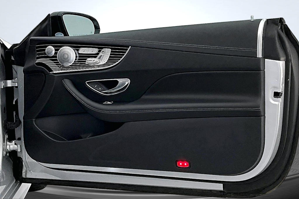 Thumbnail: 2020 Mercedes-Benz E-Class - 24