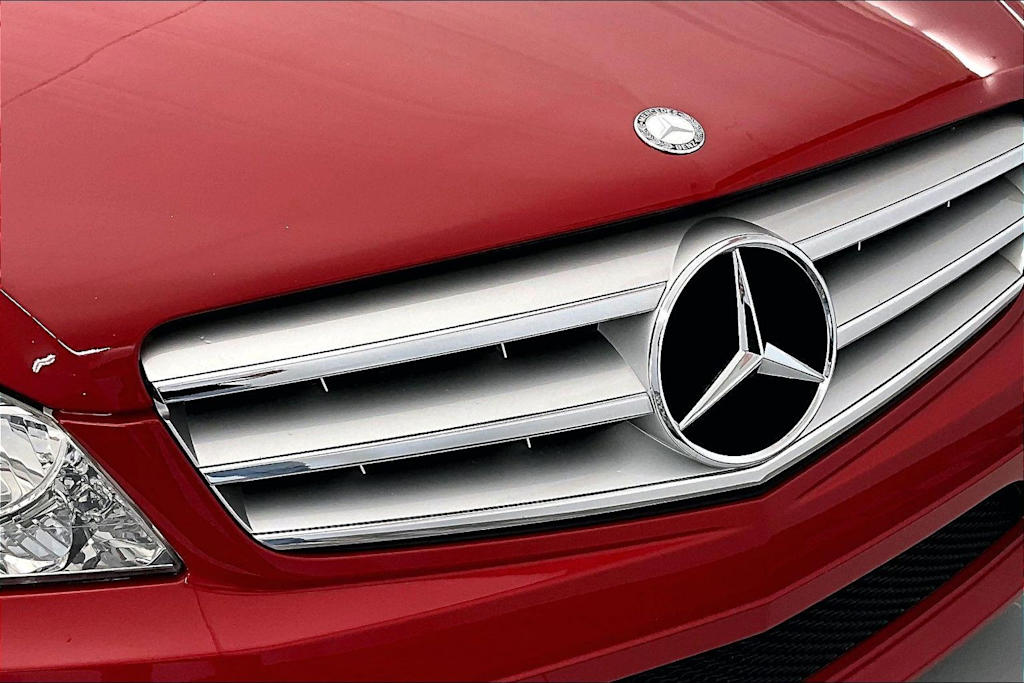 Thumbnail: 2010 Mercedes-Benz C-Class - 27