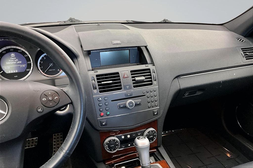 Thumbnail: 2010 Mercedes-Benz C-Class - 15
