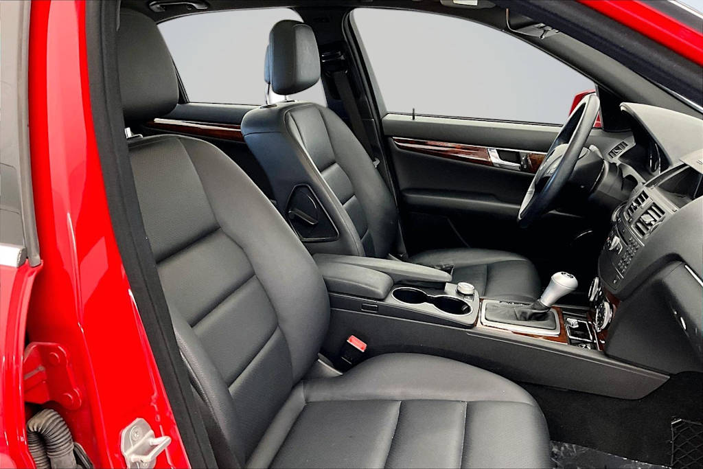 Thumbnail: 2010 Mercedes-Benz C-Class - 12