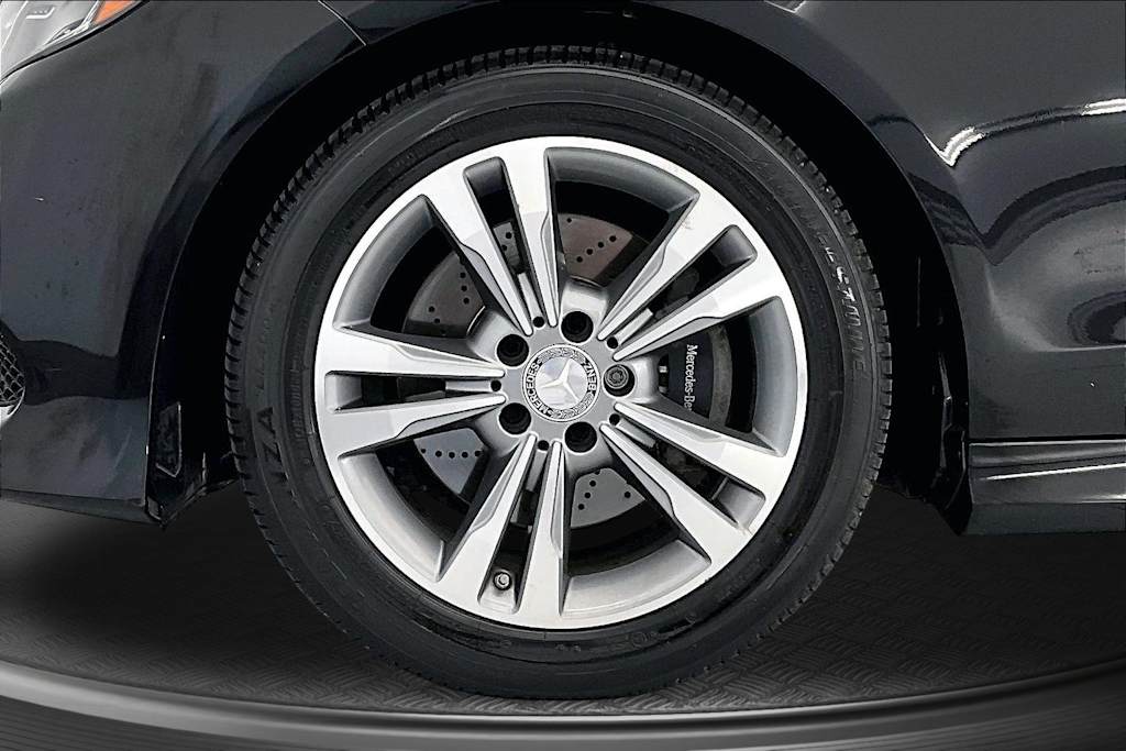Thumbnail: 2014 Mercedes-Benz E-Class - 8