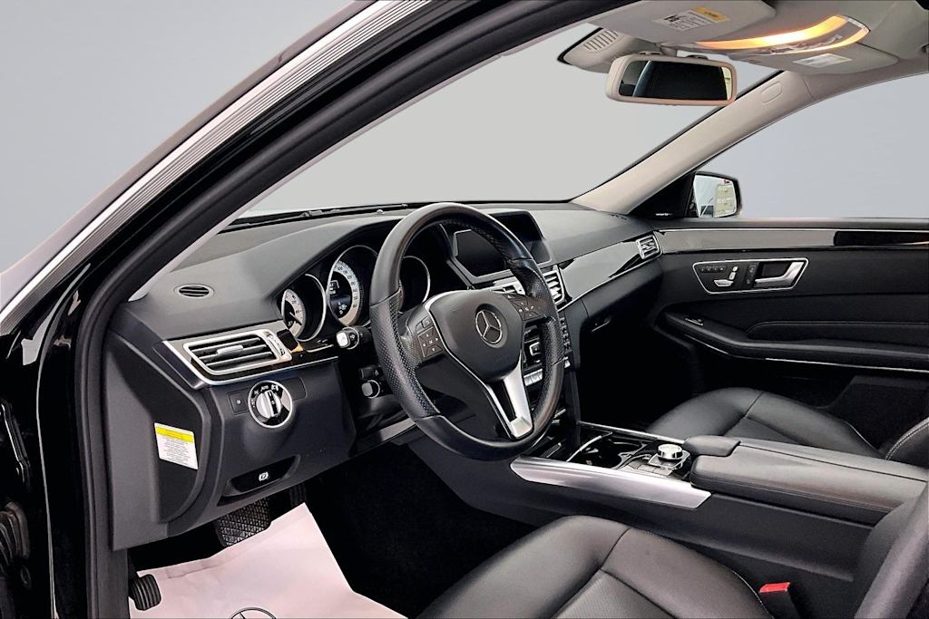 Thumbnail: 2014 Mercedes-Benz E-Class - 2