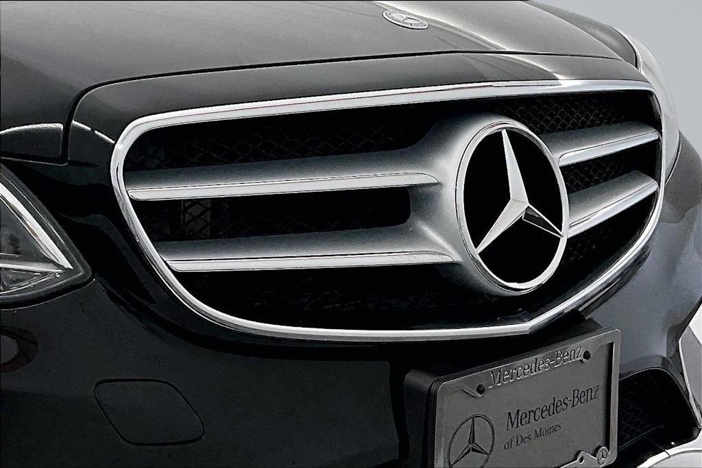 Thumbnail: 2014 Mercedes-Benz E-Class - 27
