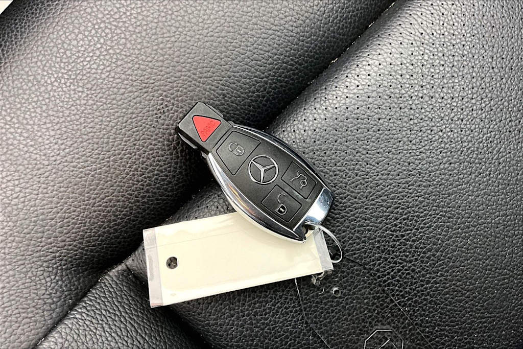 Thumbnail: 2014 Mercedes-Benz E-Class - 19