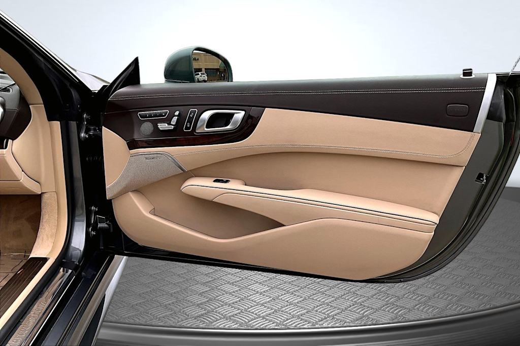 Thumbnail: 2019 Mercedes-Benz SL-Class - 23
