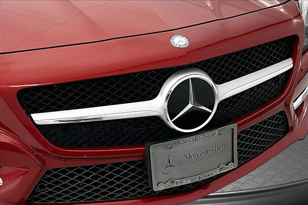 Thumbnail: 2016 Mercedes-Benz SL-Class - 25