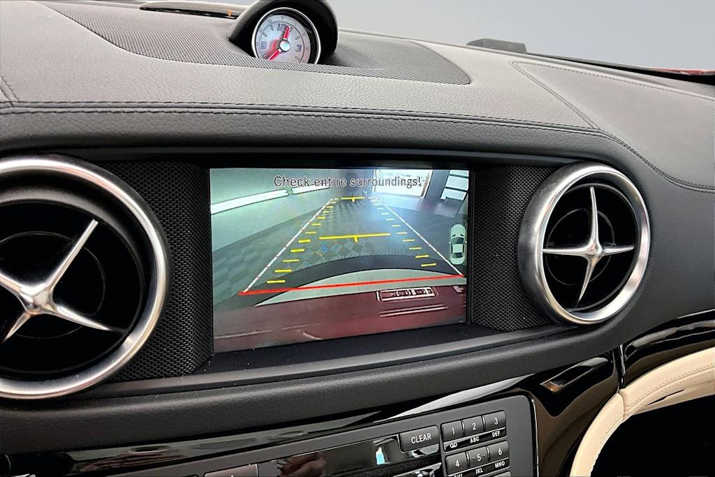 Thumbnail: 2016 Mercedes-Benz SL-Class - 15