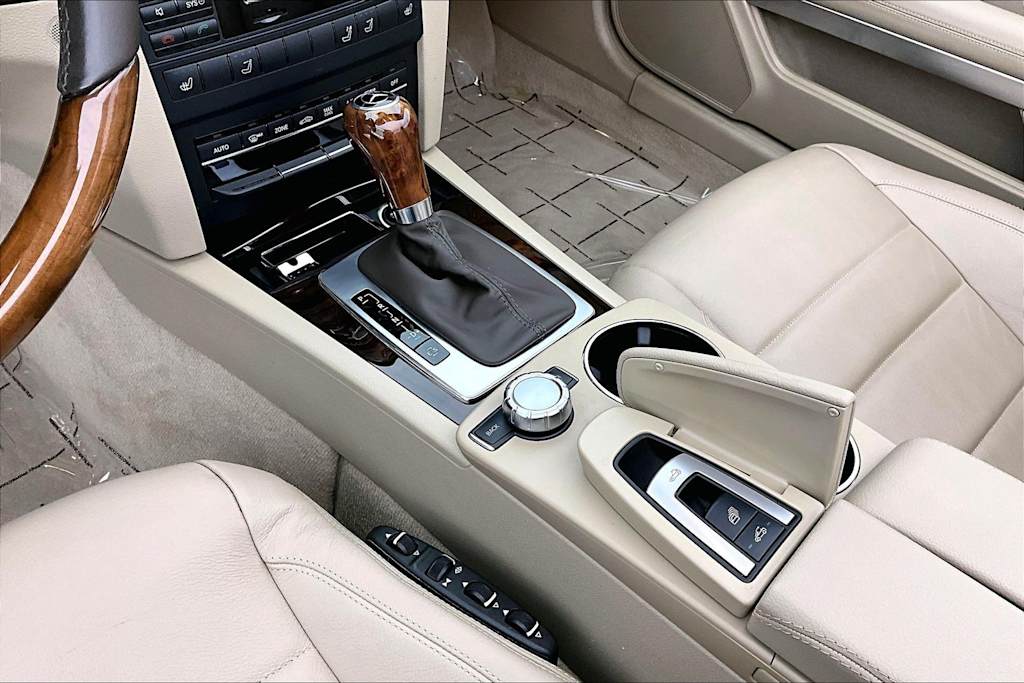 Thumbnail: 2013 Mercedes-Benz E-Class - 28