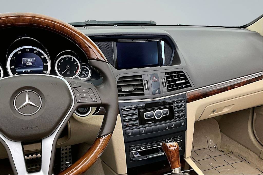 Thumbnail: 2013 Mercedes-Benz E-Class - 15