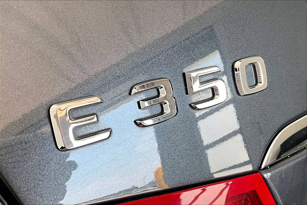 Thumbnail: 2013 Mercedes-Benz E-Class - 7