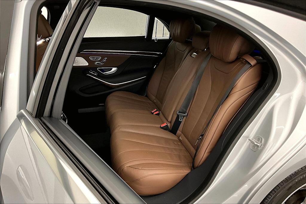 Thumbnail: 2017 Mercedes-Benz S-Class - 22