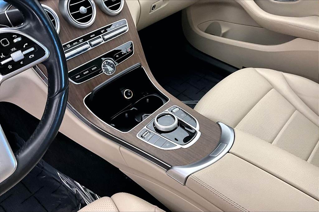 Thumbnail: 2019 Mercedes-Benz C-Class - 16