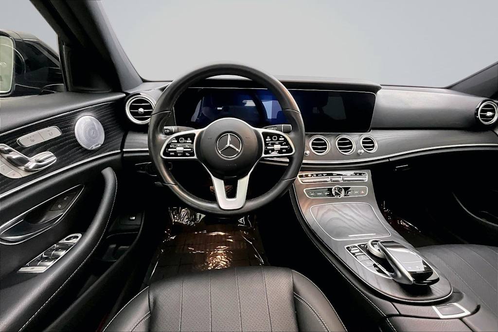 Thumbnail: 2020 Mercedes-Benz E-Class - 13
