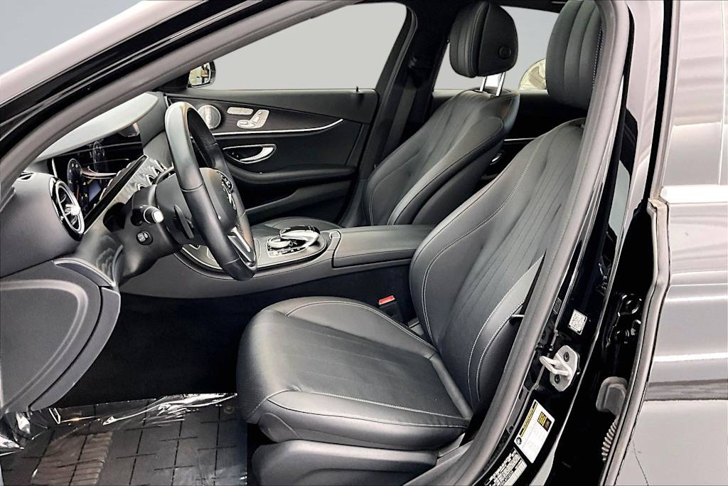 Thumbnail: 2020 Mercedes-Benz E-Class - 10