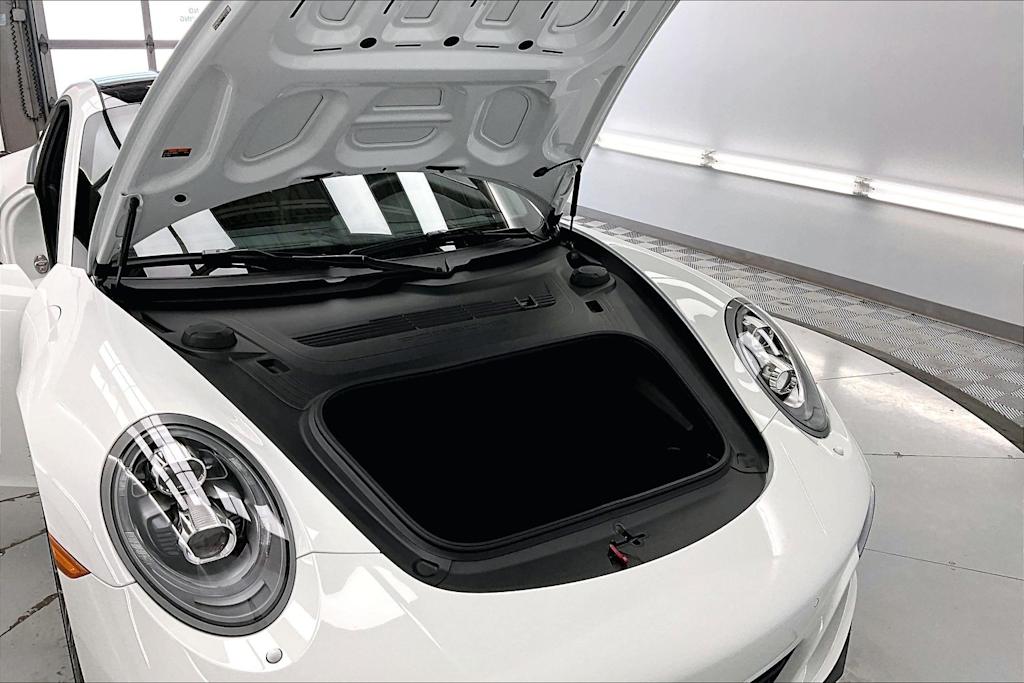 Thumbnail: 2017 Porsche 911 - 21