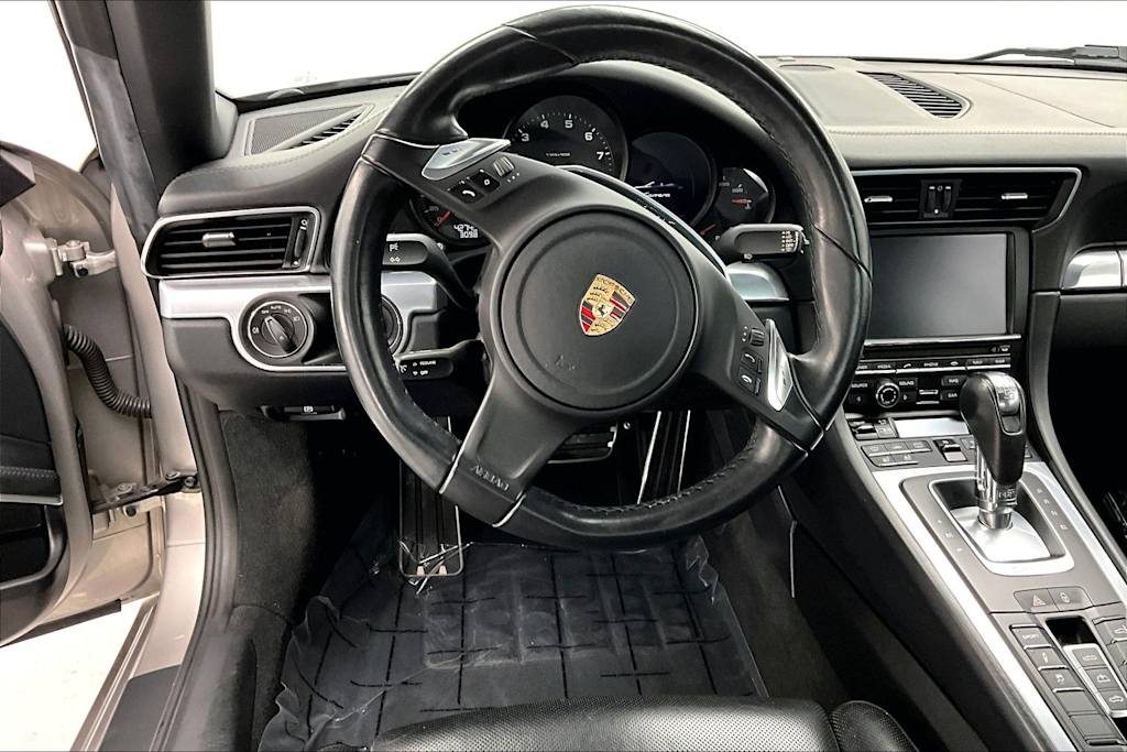 Thumbnail: 2013 Porsche 911 - 13