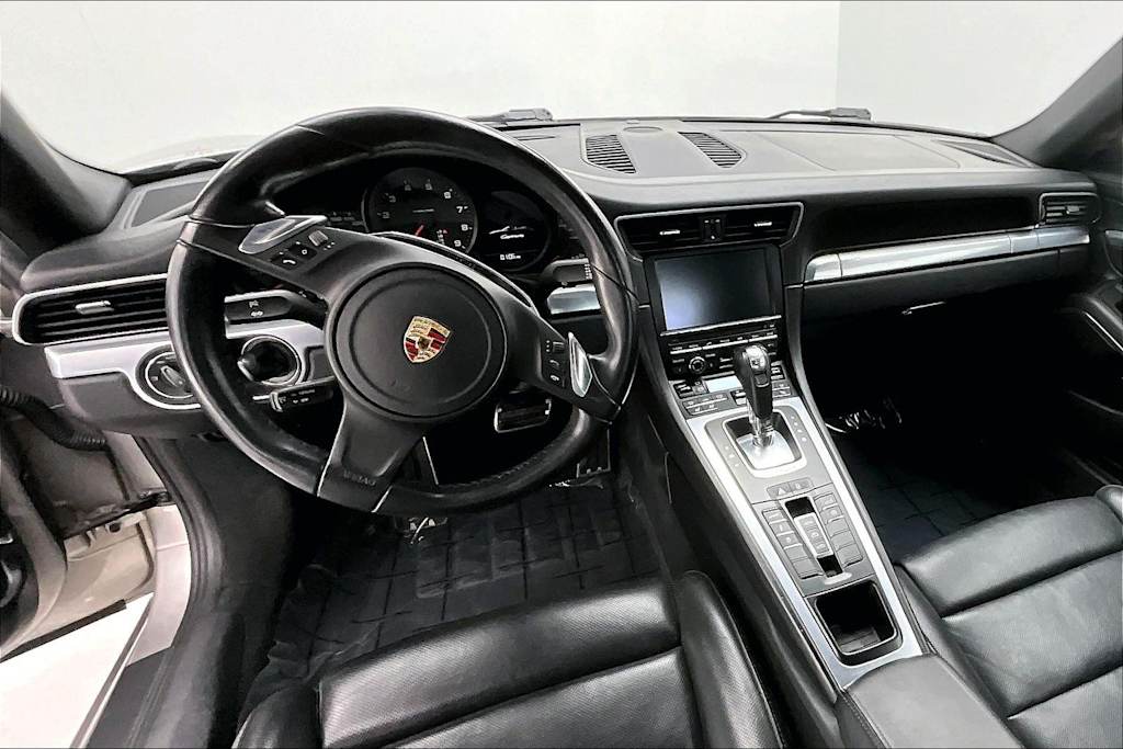 Thumbnail: 2013 Porsche 911 - 9