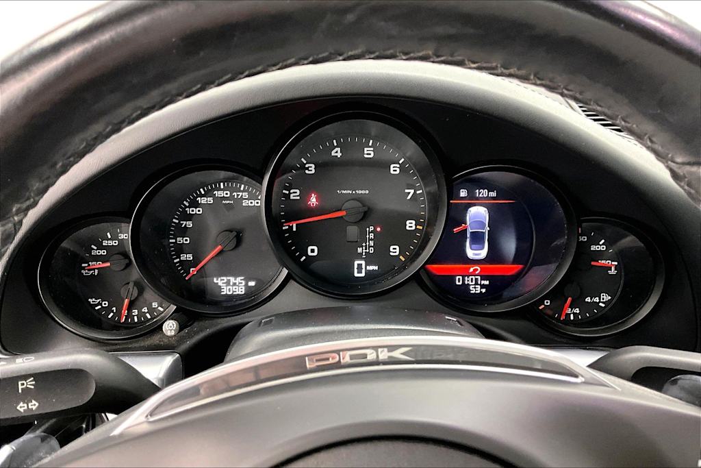 Thumbnail: 2013 Porsche 911 - 16