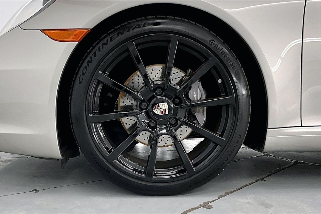 Thumbnail: 2013 Porsche 911 - 8