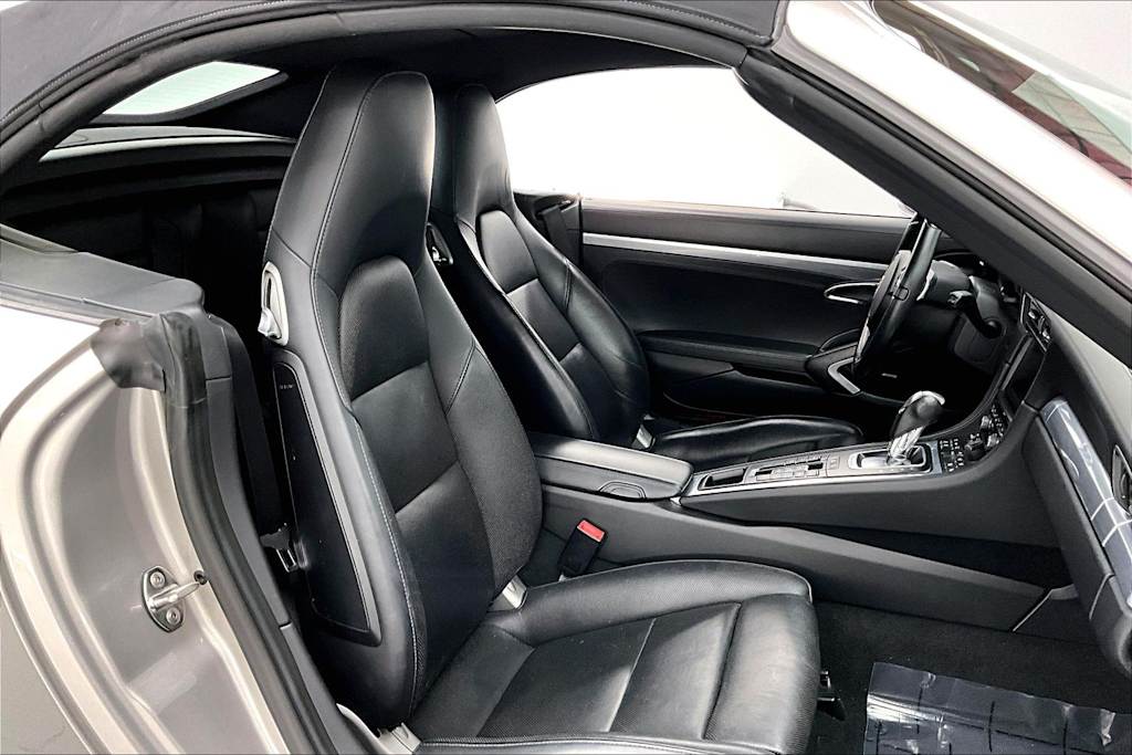 Thumbnail: 2013 Porsche 911 - 11