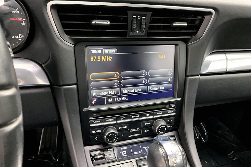 Thumbnail: 2013 Porsche 911 - 21