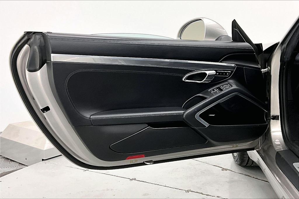 Thumbnail: 2013 Porsche 911 - 23