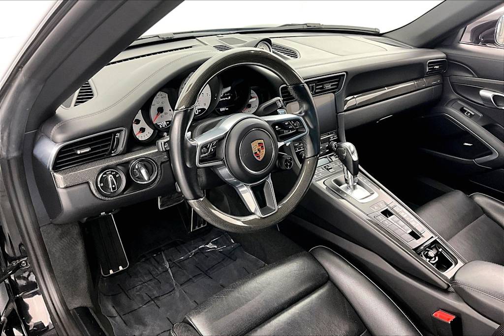 Thumbnail: 2019 Porsche 911 - 2