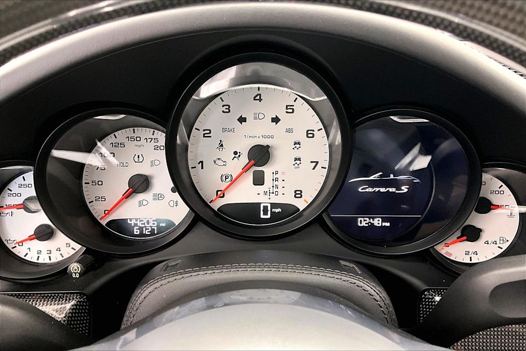 Thumbnail: 2019 Porsche 911 - 16