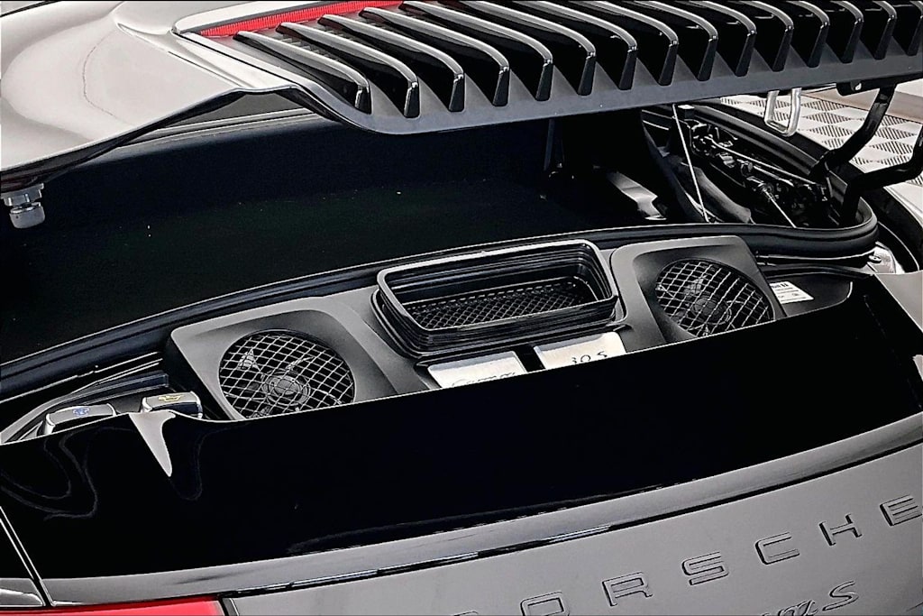 Thumbnail: 2019 Porsche 911 - 6