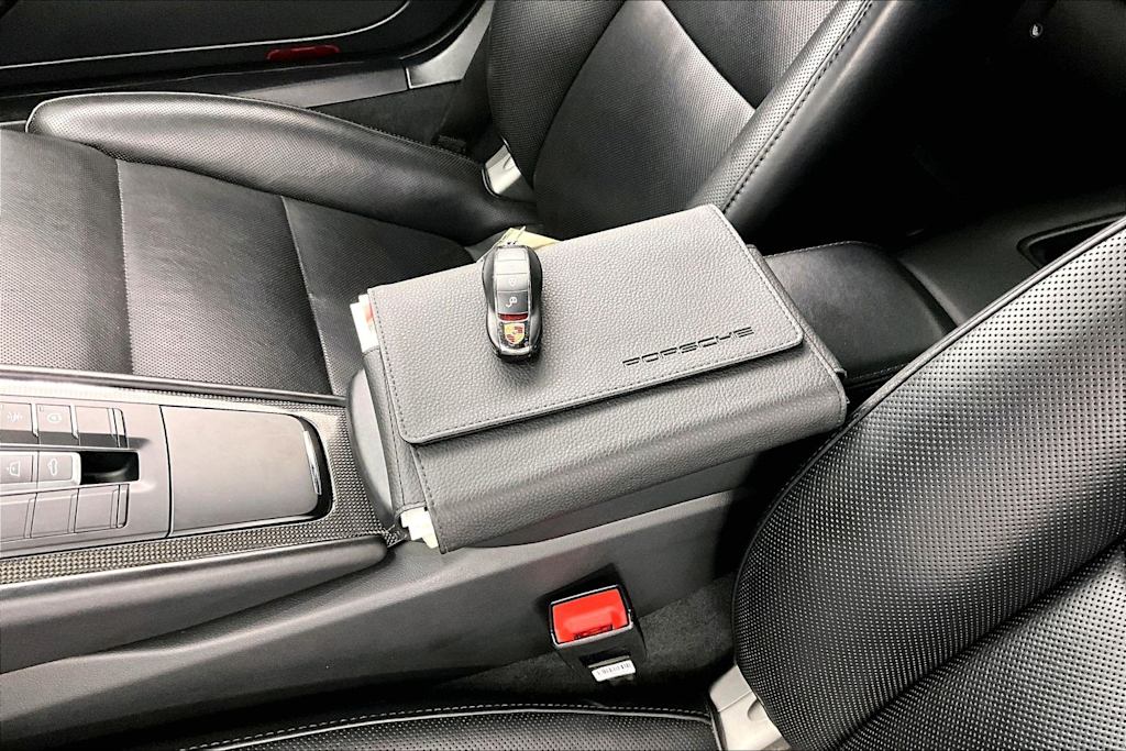 Thumbnail: 2019 Porsche 911 - 21