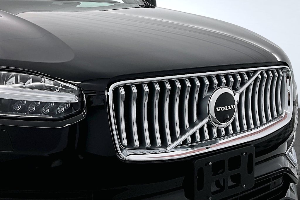 Thumbnail: 2023 Volvo XC90 - 27