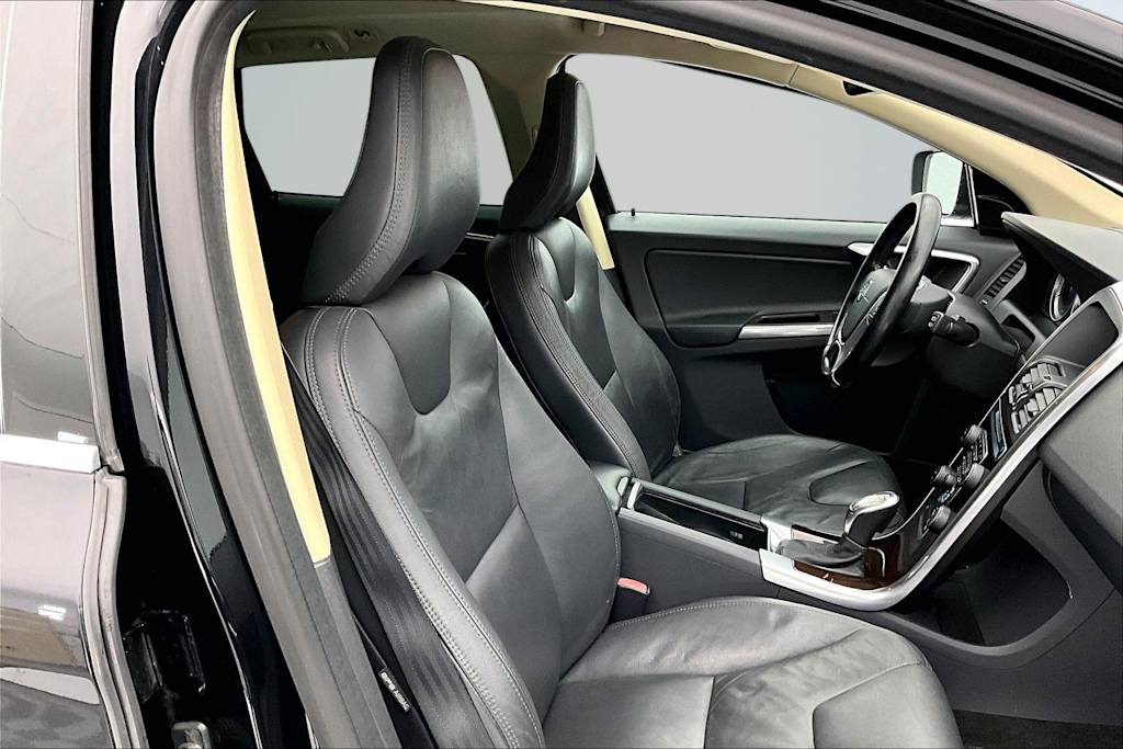 Thumbnail: 2013 Volvo XC60 - 12
