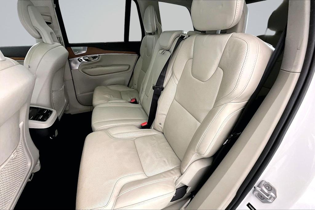 Thumbnail: 2016 Volvo XC90 - 22