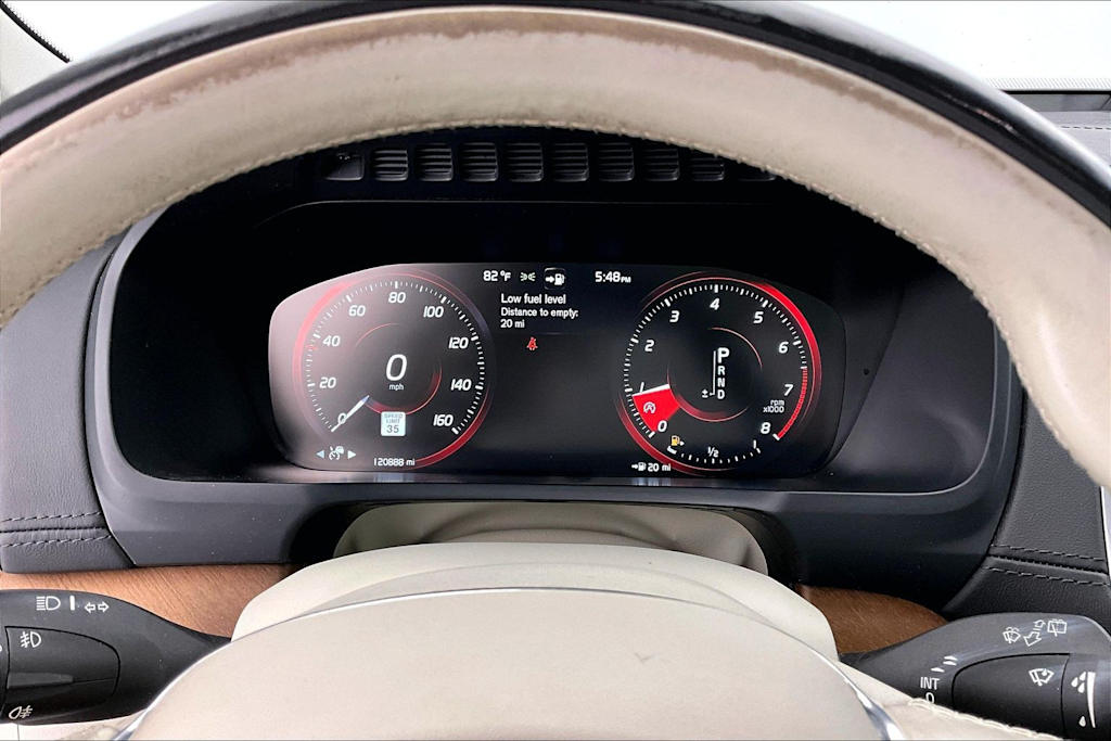 Thumbnail: 2016 Volvo XC90 - 18