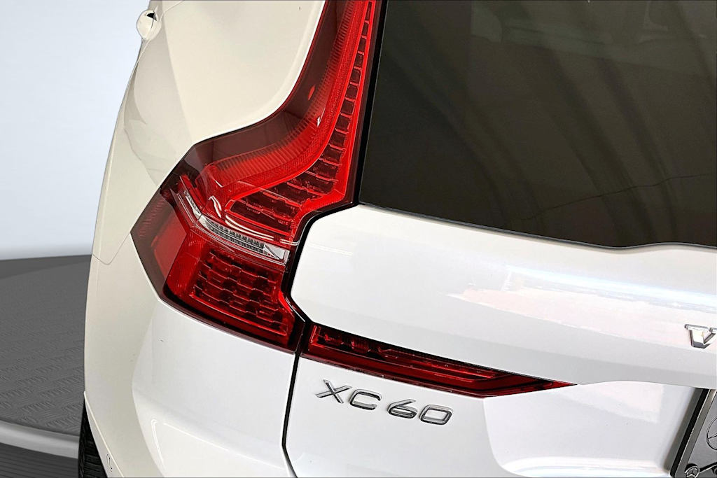 Thumbnail: 2019 Volvo XC60 - 26