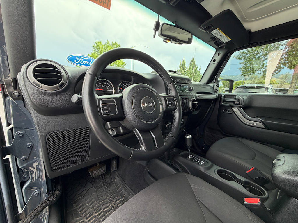 Thumbnail: 2016 Jeep Wrangler - 2
